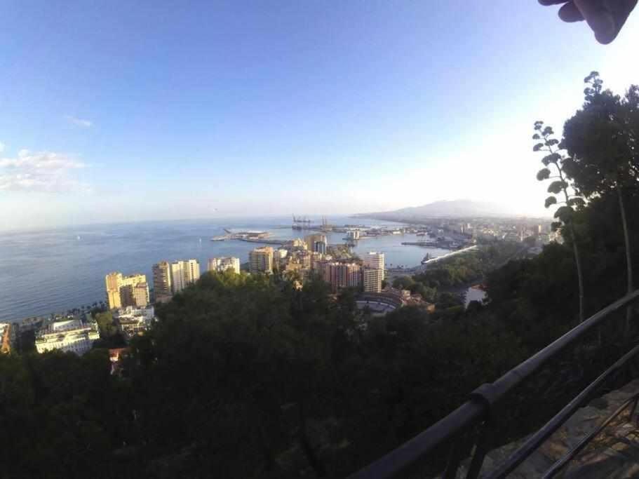 Apartamento En Pleno Centro De Малага Екстер'єр фото